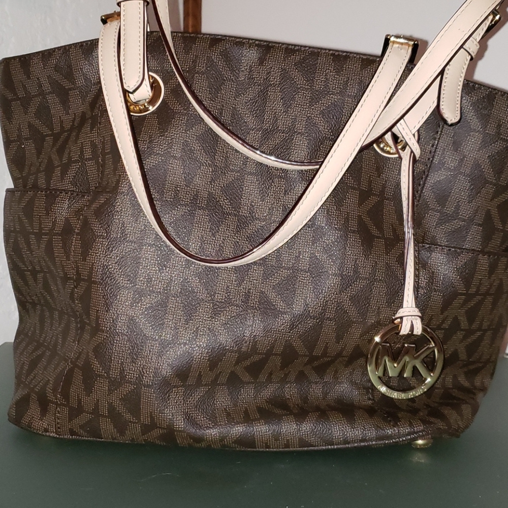 Michael Kors tote